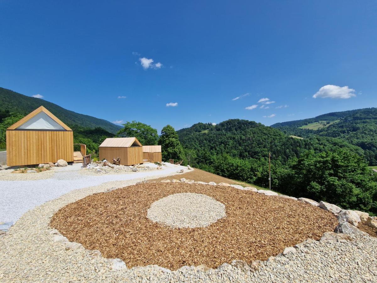 Golife Center Glamping Hotel Laze v Tuhinju Exterior photo