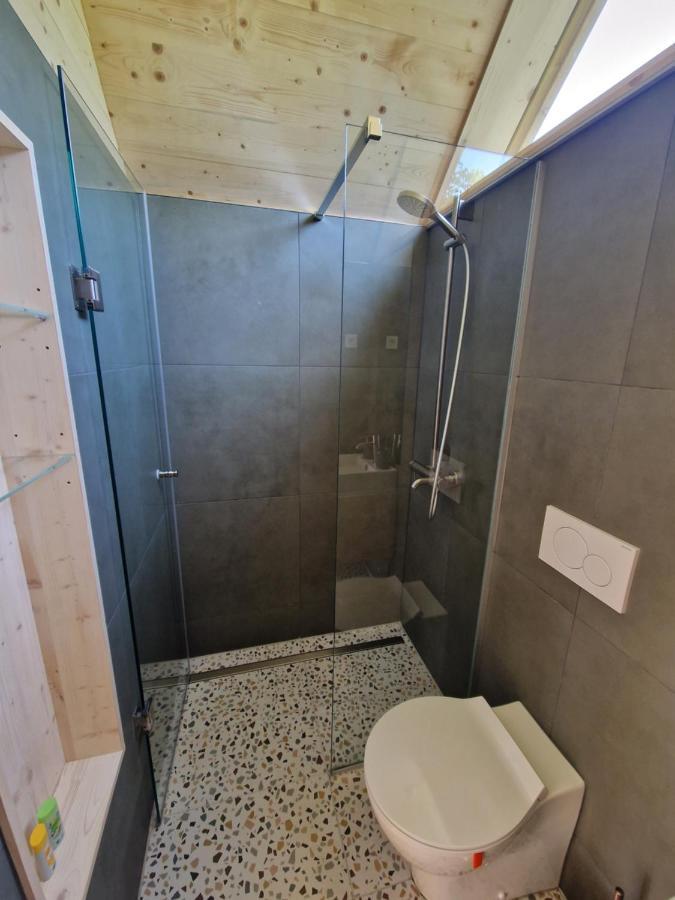 Golife Center Glamping Hotel Laze v Tuhinju Exterior photo